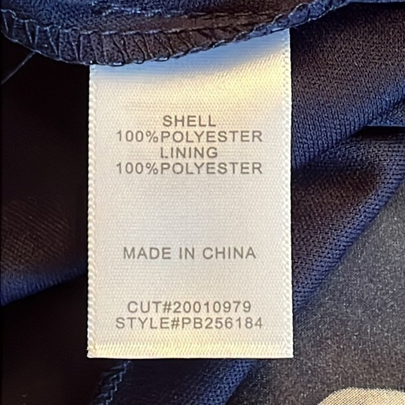 Premier Amour Chiffon Ruffle V Neck Asymmetrical Fully Lined Navy Floral Size 12 - Picture 14 of 15